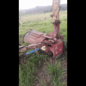 ENSILADEIRA DE CAPIM SILTOMAC