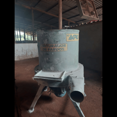 TRITURADOR DE FARDOS DE FENO AGROFORN