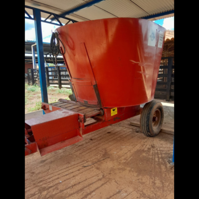 VAGÃO MISTURADOR BOTANIO VERTIMIX 4500