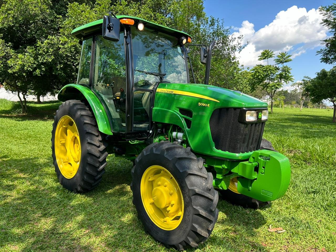 LOTE 191 - JOHN DEERE 5090E 4X4 - Imagem 5