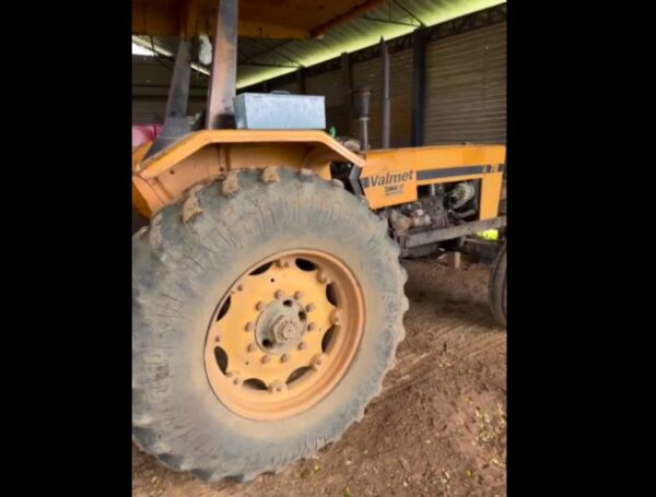 TRATOR VALMET 78