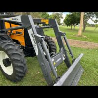 LOTE 262 – TRATOR VALTRA BL88 - Image 3