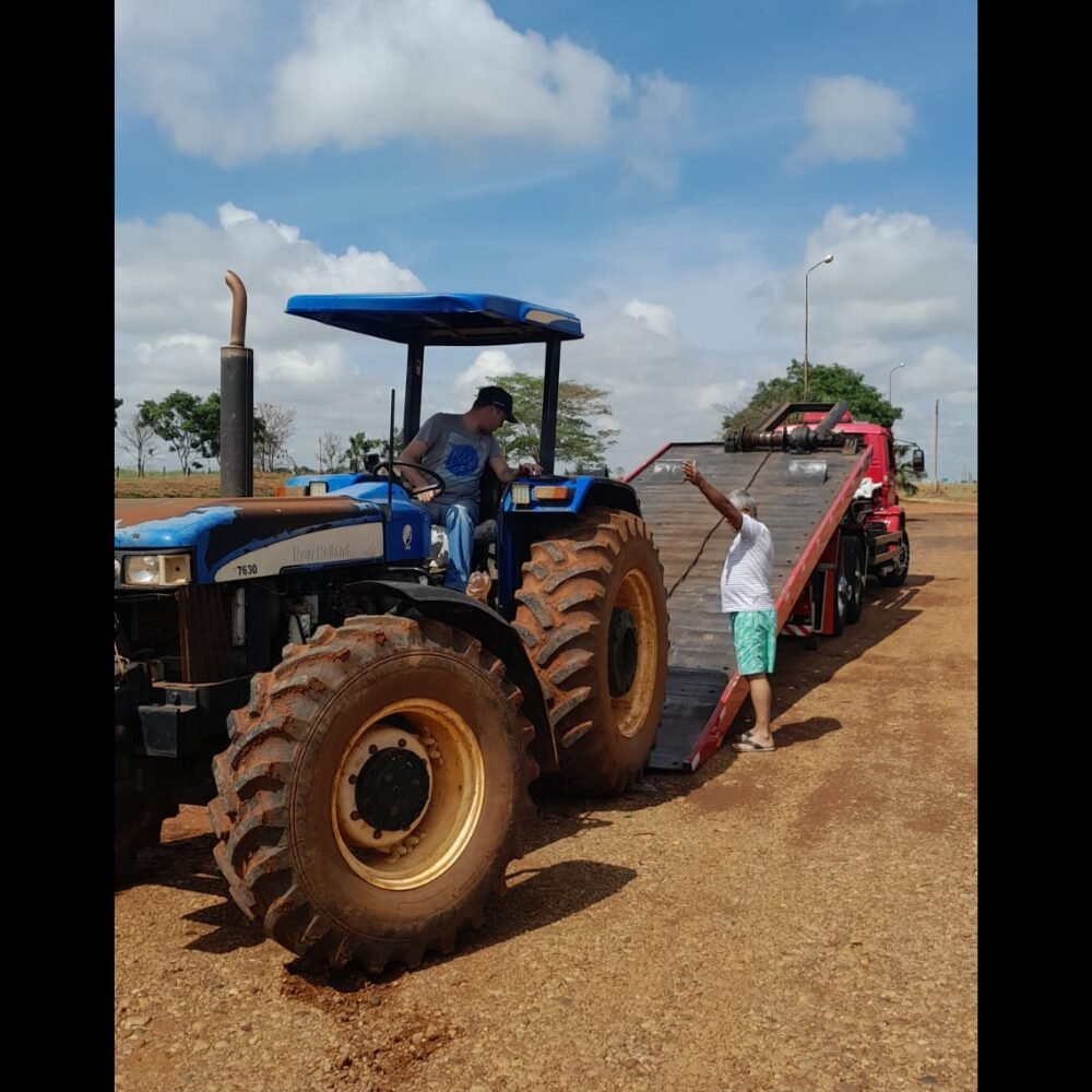 TRATOR NEW HOLLAND 7630 - Imagem 3