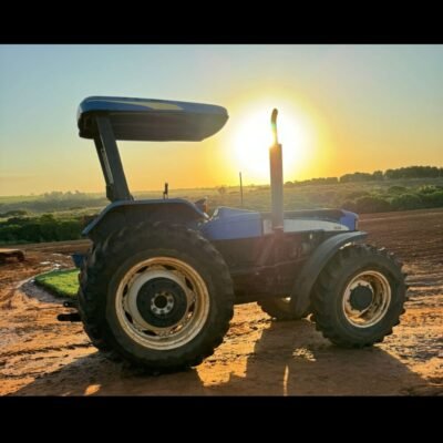 TRATOR NEW HOLLAND 7630