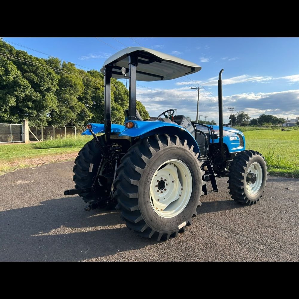 LOTE 22 – TRATOR LS TRACTOR PLUS 90 - Imagem 8