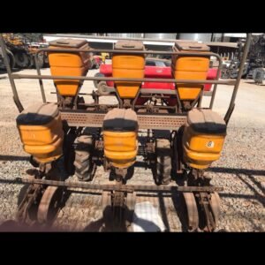 LOTE 282 - PLANTADEIRA VALTRA BP302 3X50