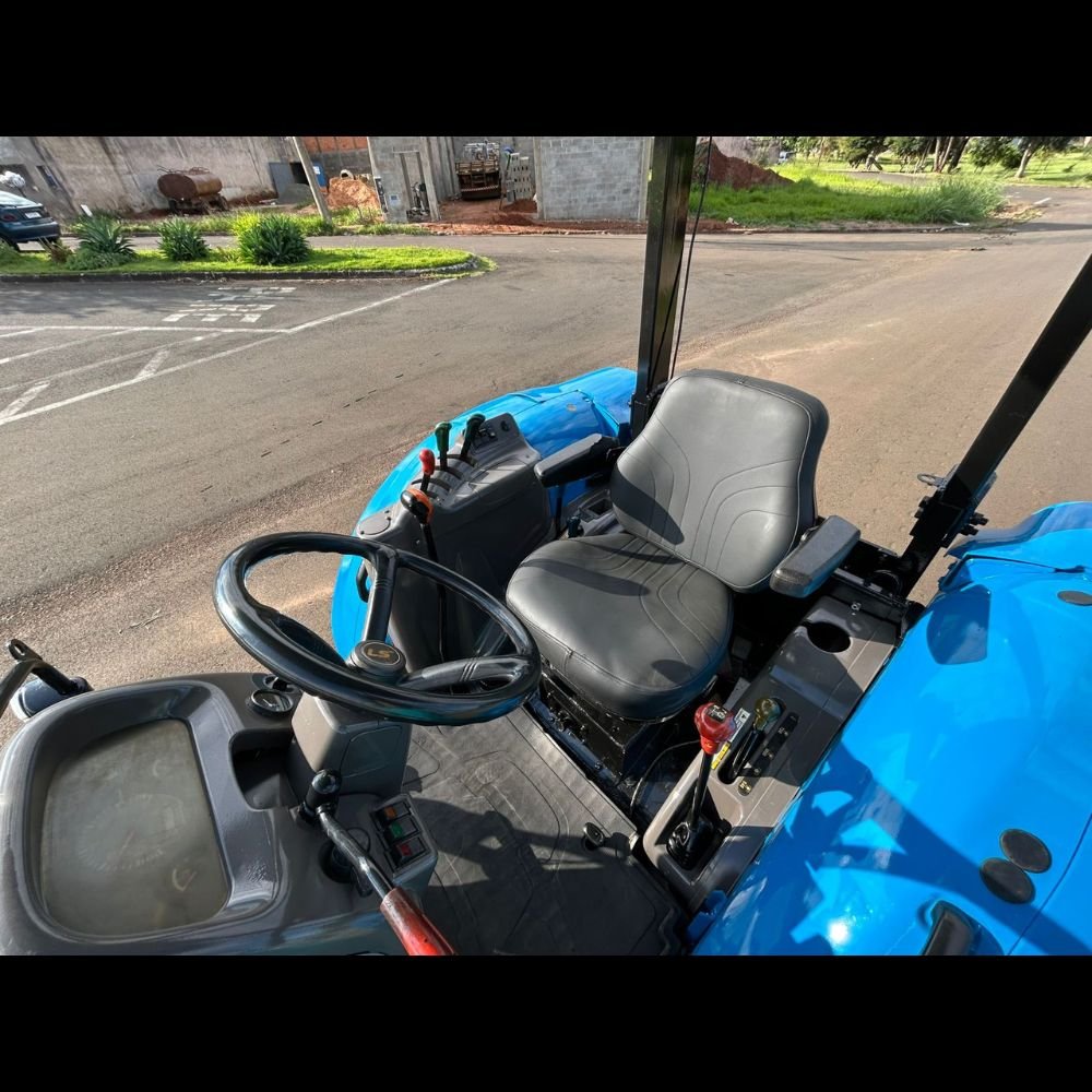LOTE 22 – TRATOR LS TRACTOR PLUS 90 - Imagem 6