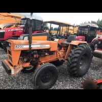 LOTE 306 – TRATOR AGRALE 4200 4X2 - Image 3
