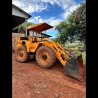 LOTE 325 – RETROESCAVADEIRA MASSEY FERGUSON MF275 - Image 5