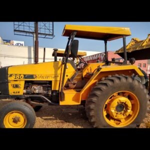 LOTE 273 -TRATOR VALMET 880