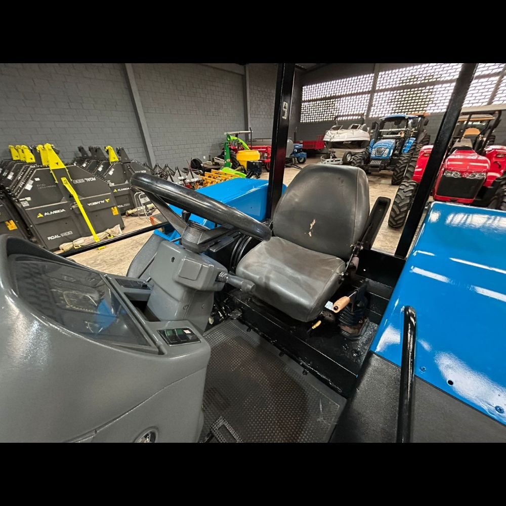 LOTE 11 – TRATOR NEW HOLLAND TS 6020 - Imagem 5