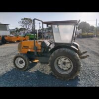 LOTE 452 – TRATOR VALTRA BF 75 4X4 – PLATAFORMADO - Imagem 4