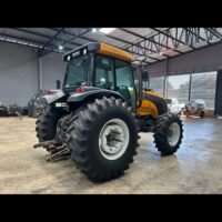 LOTE 444 – TRATOR VALTRA BM125i CABINADO - Imagem 13