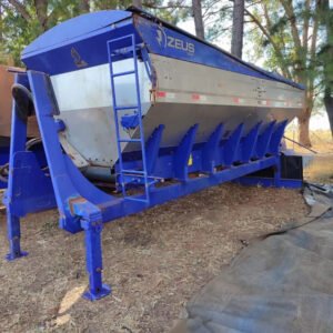 LOTE 34 - Distribuidor de Sólidos Carmetal Zeus 25001 Roll On Roll Off (01)