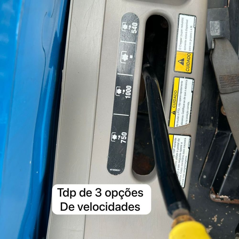 LOTE 35 – Trator LS Tractor Plus 80 Plataformado 4×4 2021 - Imagem 6