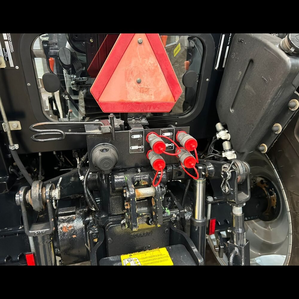 LOTE 26 – Trator Yanmar Solis 90 Cabinado 4×4 Ano 2023 - Imagem 7