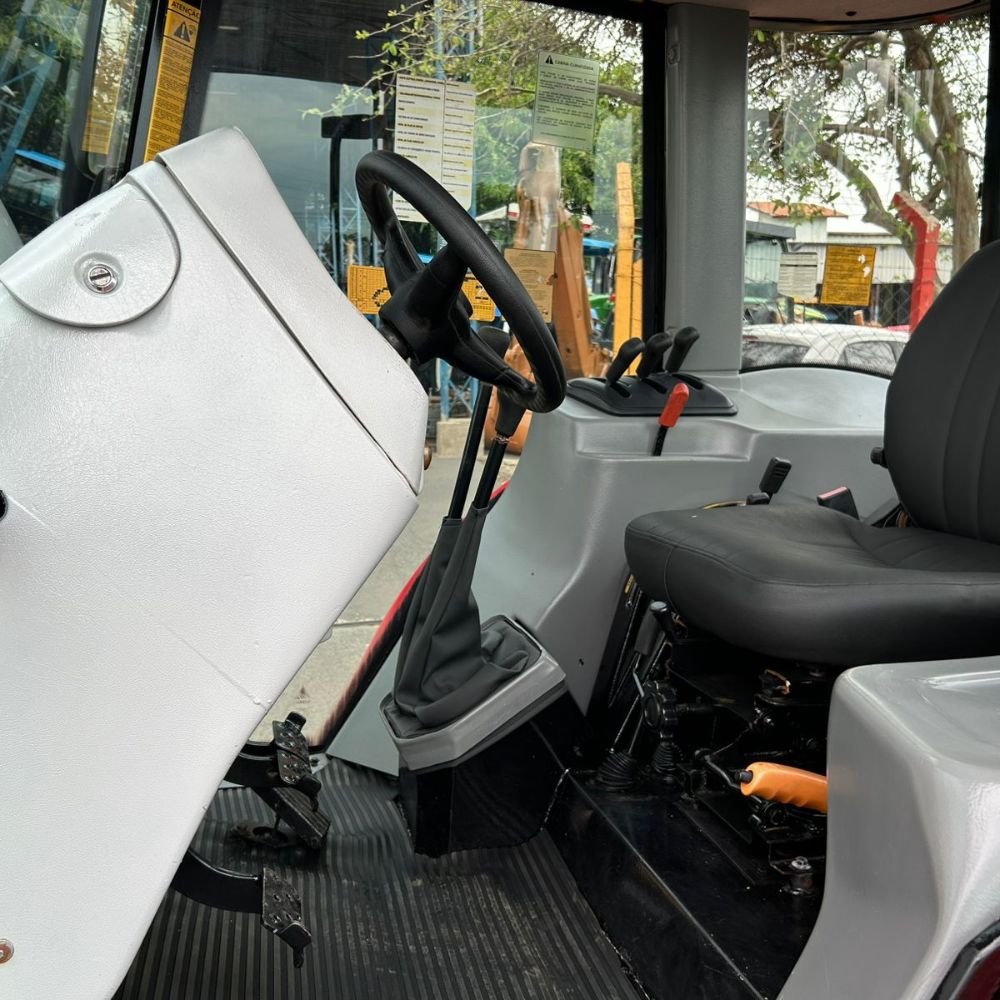 LOTE 30 – TRATOR MASSEY FERGUSON 4283 4X4 (03) - Imagem 6