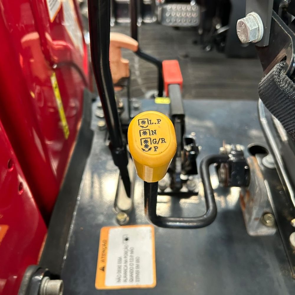 LOTE 32 – Yanmar Solis 80 4×4 - Imagem 7