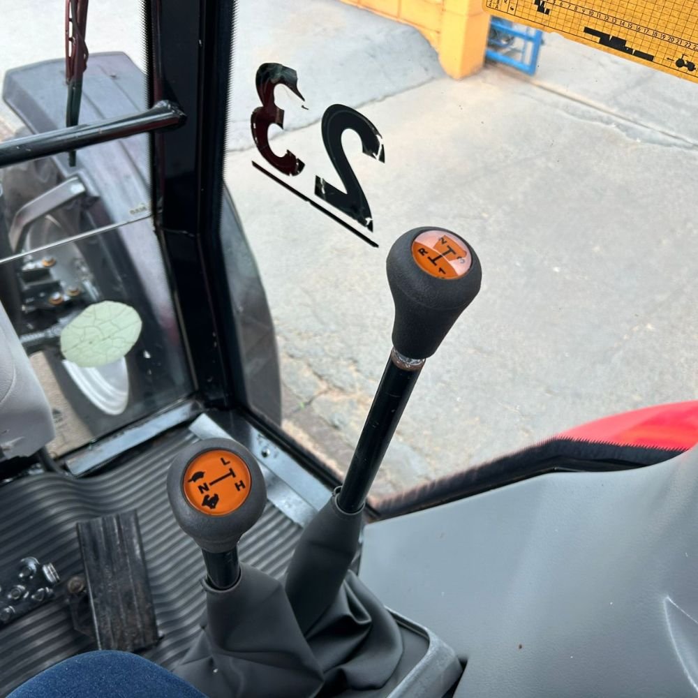 LOTE 30 – TRATOR MASSEY FERGUSON 4283 4X4 (03) - Imagem 11