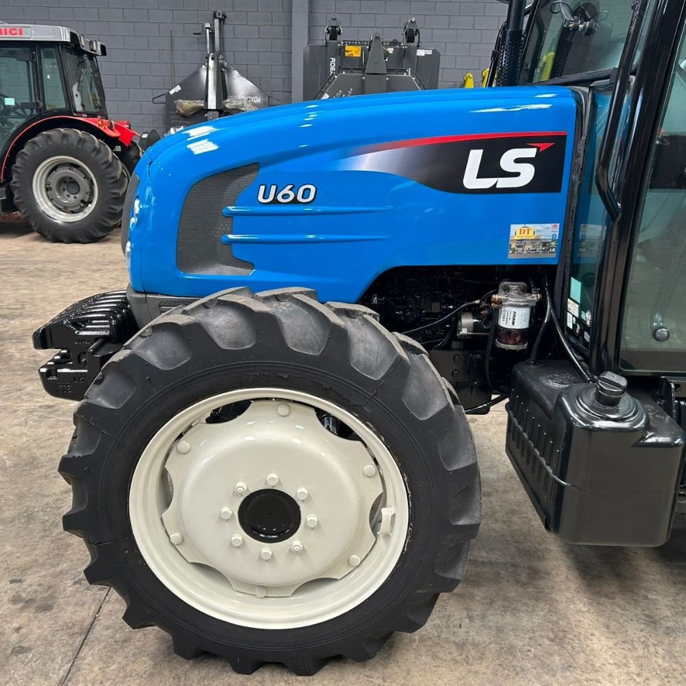 LOTE 28 – LS TRACTOR U60 4X4 2017 (02) - Imagem 4