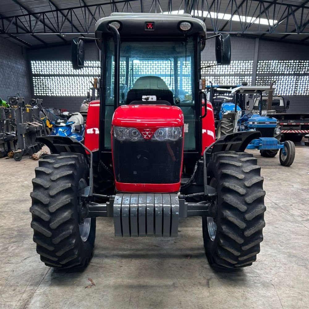 LOTE 36 – Trator Massey Ferguson 4290 4×4 ano 2013 - Imagem 8