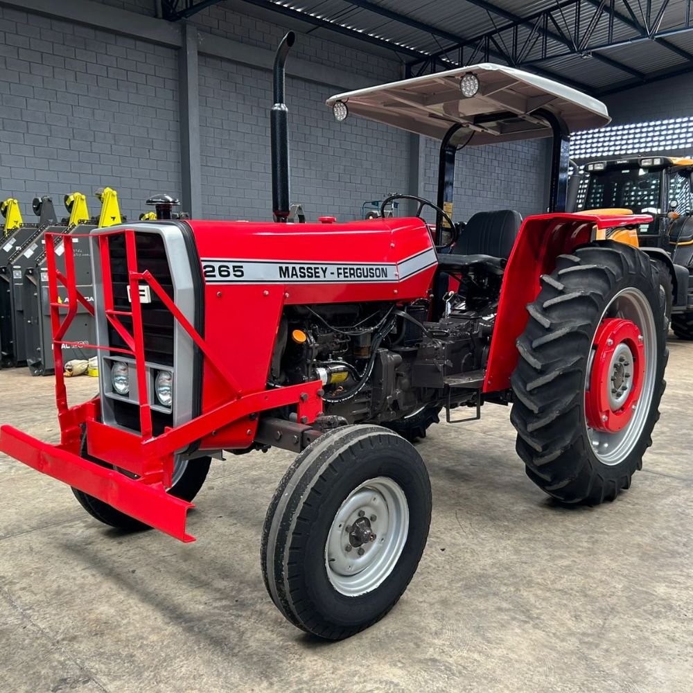 LOTE 29 – TRATOR MASSEY FERGUSON 265 4X2 1976
