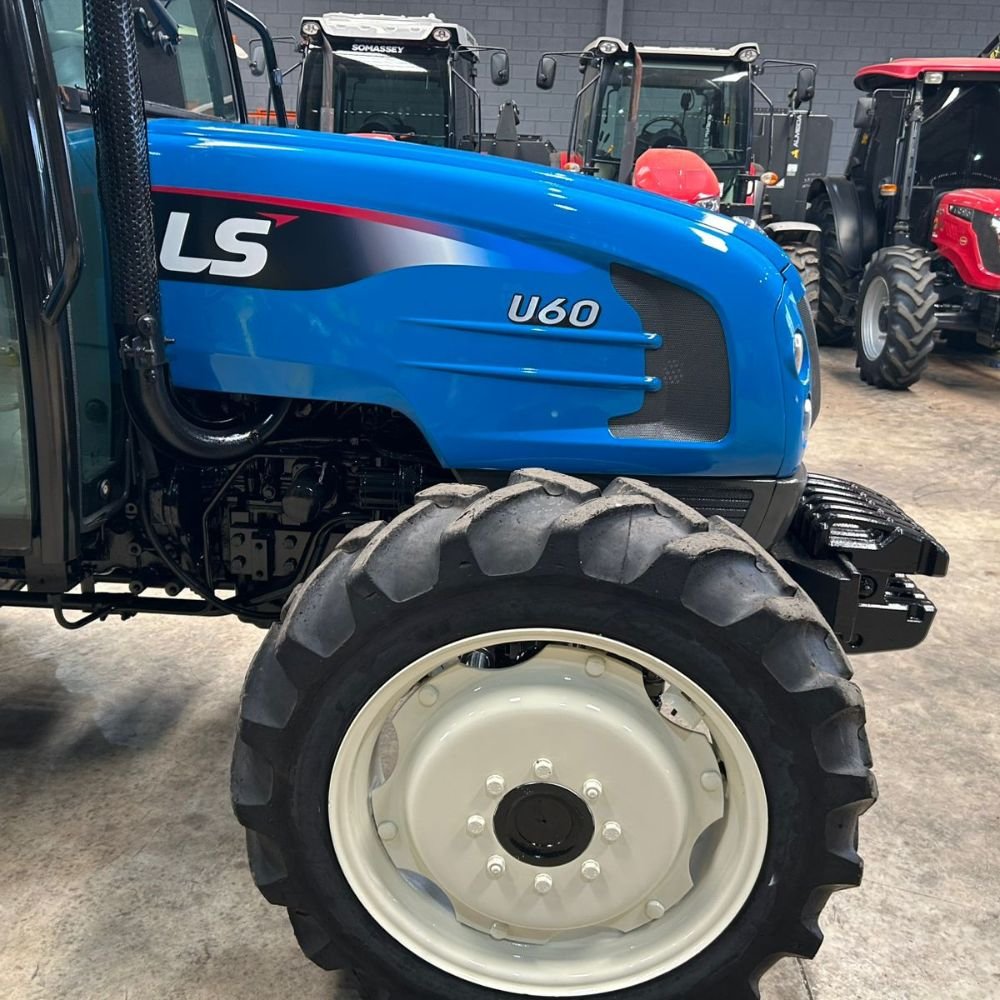 LOTE 28 – LS TRACTOR U60 4X4 2017 (02) - Imagem 6