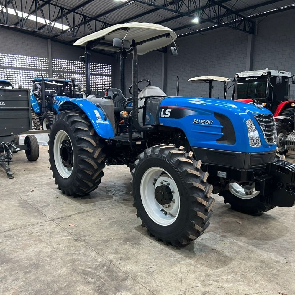 LOTE 35 – Trator LS Tractor Plus 80 Plataformado 4×4 2021