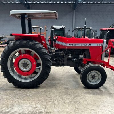 LOTE 29 – TRATOR MASSEY FERGUSON 265 4X2 1976