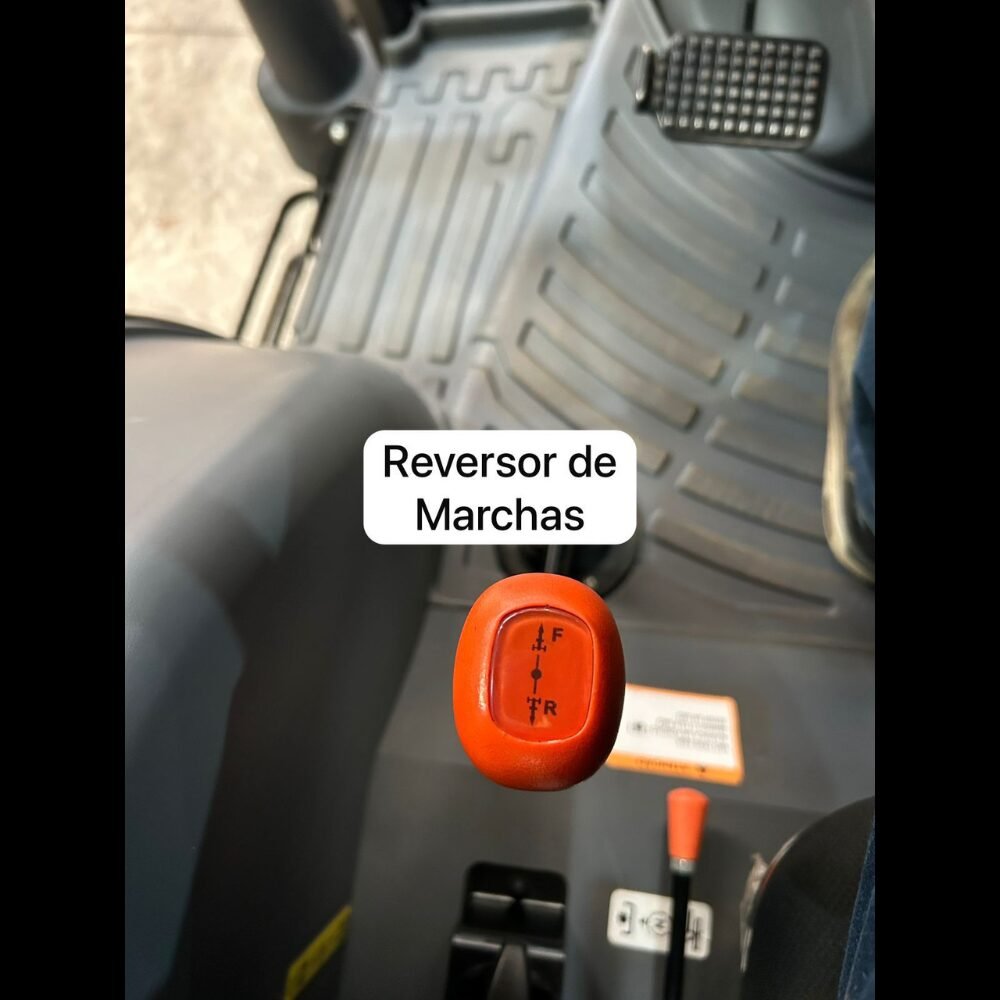 LOTE 26 – Trator Yanmar Solis 90 Cabinado 4×4 Ano 2023 - Imagem 3