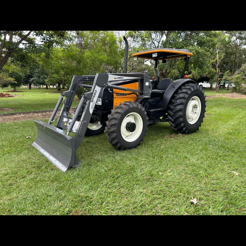 LOTE 04 – TRATOR VALTRA BL88 COM LÂMINA - Imagem 6