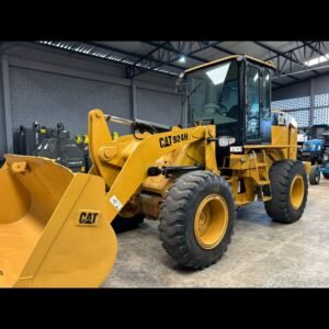 LOTE 37 - PÁ CARREGADEIRA CATERPILLAR 924H Z
