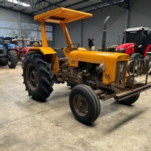 Trator Valmet 65ID Ano 1982