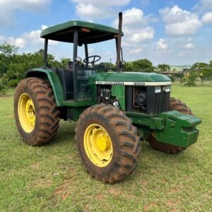Trator John Deere 6300 4x4 Ano 2001