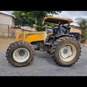 Lote 165 - TRATOR VALTRA A 850 4X4 - PLATAFORMADO