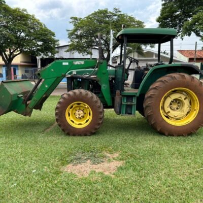 Trator John Deere 6300 4×4 Ano 2001 e Conjunto Frontal Stara