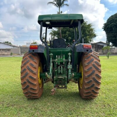Trator John Deere 6300 4×4 Ano 2001