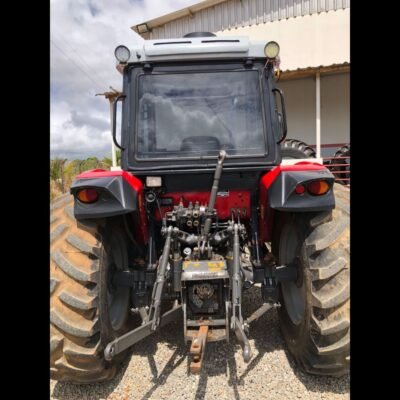 Lote 144 – TRATOR MASSEY FERGUSON 4709 4X4 – CABINADO