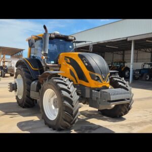 Lote 166 - TRATOR VALTRA BH 224 HITECH 4X4 - CABINADO