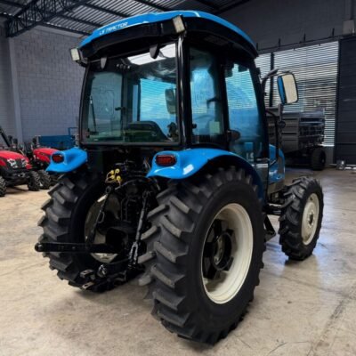 DT 05 – LS TRACTOR U60