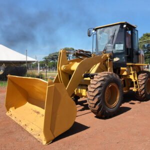 DE 004 - PÁ CARREGADEIRA CATERPILLAR 924 H
