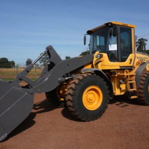 DE 015 - PÁ CARREGADEIRA VOLVO L70F