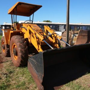 DE 043 - PÁ CARREGADEIRA CASE W7E