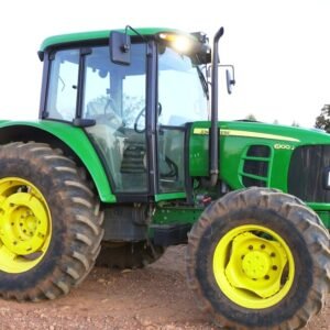 EGB-114 - TRATOR JOHN DEERE 6100J